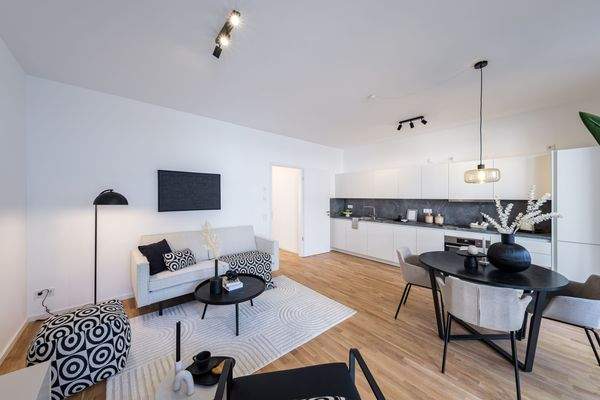 Wohn- und Esszimmer Musterwohnung