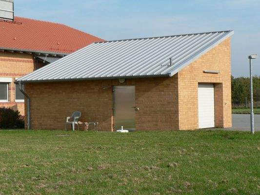 Geb.157 Nebengebäude_2.jpg