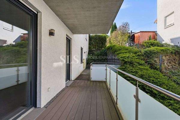 Balkon und Terrasse WE6