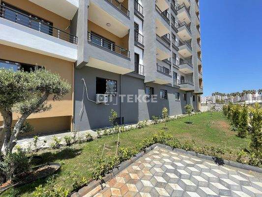 Investment Apartments in a Complex Near the Sea in Limonlu Mersin