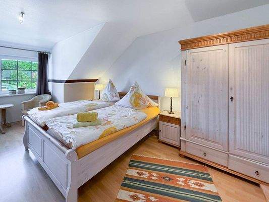 eines der beiden Schlafzimmer