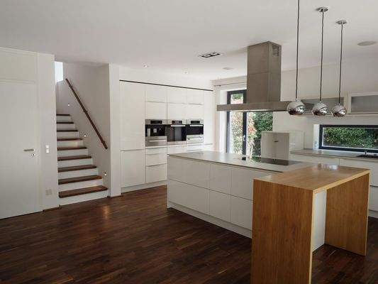 Küche und Esszimmer