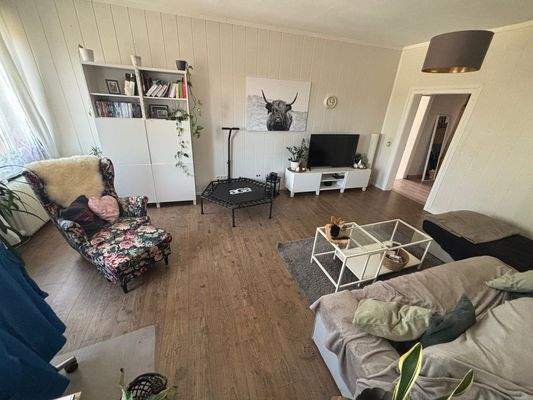 Wohnzimmer Mietwohnung OG rechts