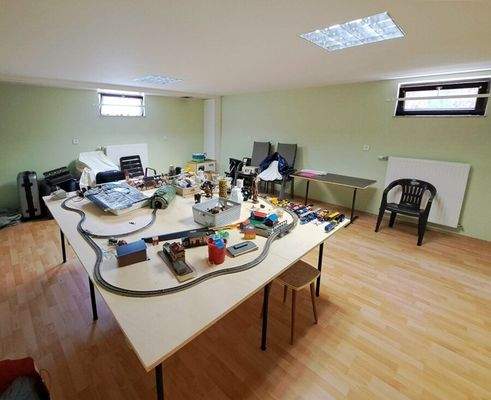 KG: großer Hobbyraum