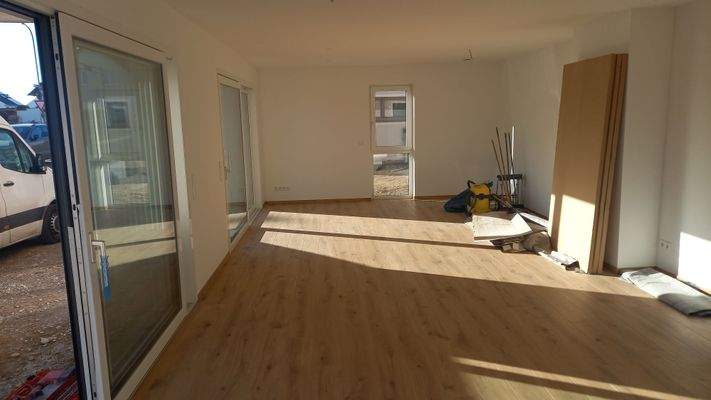 riesiger Wohn-/Essbereich gleich neben der Küche