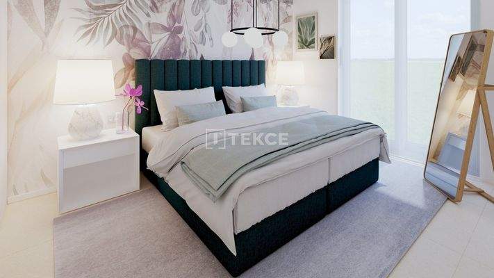 Chic Apartments in Estepona with Golf Views in a Complex