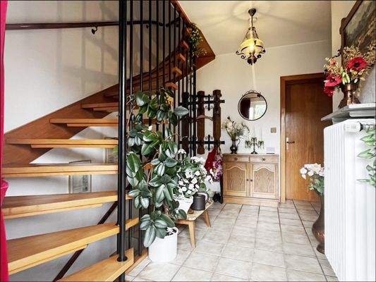 Geräumiger Eingangsbereich