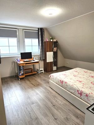 Zimmer 2 im OG