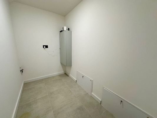 großer Abstellraum in der Wohnung
