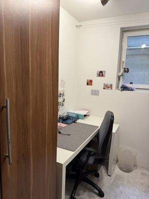 Hobbyraum Arbeitsbereich 