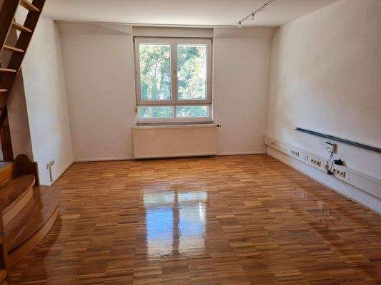 Hauptwohnung - Wohnzimmer 2