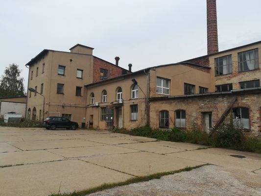 Gebäude D und E.jpg