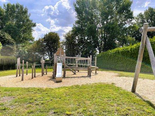 Spielplatz "Flutgraben"