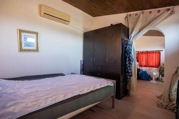 Kreta, Tavronitis: Villa mit Meerblick und 3 unabhängigen Apartments zu verkaufen