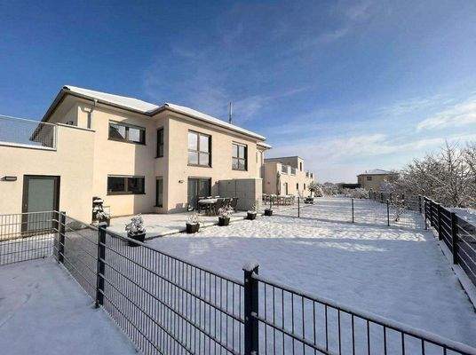 Mehrfamilienhaus außen