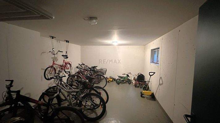 Gemeinsamer Fahrradraum