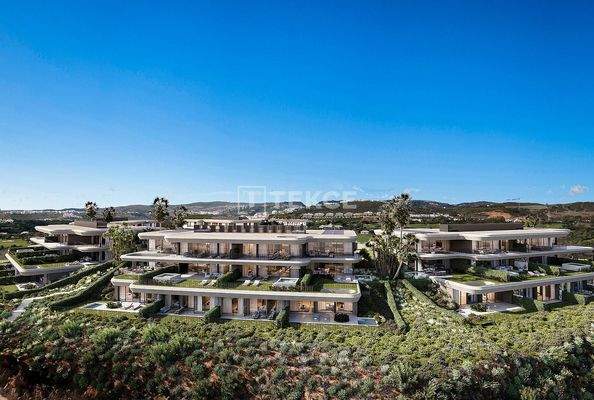 New Homes with Exceptional on-site Amenties in Casares