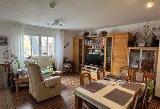 Blick in den Wohn-/Essbereich