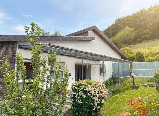 ...schöne Lage am Waldrand