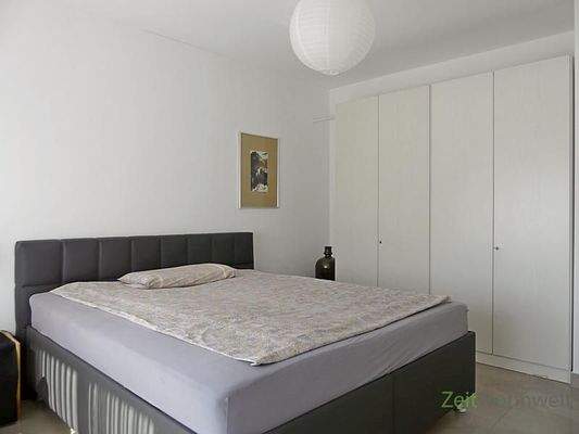 Einbau-Kleiderschrank