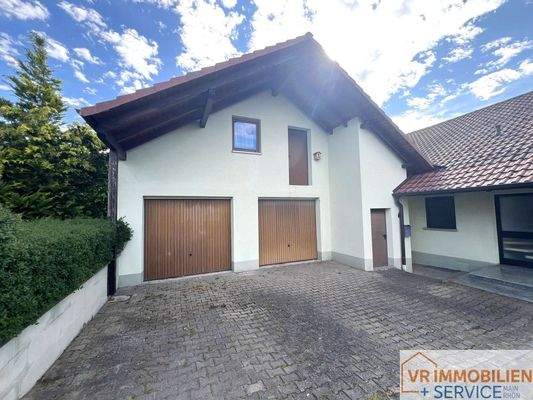 Außenansicht Garage