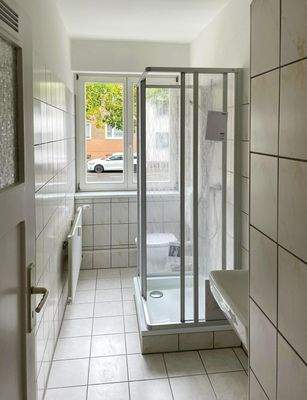 Tageslichtbad mit Dusche