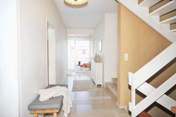 virtuelles Einrichtungsbeispiel - (KI generiert)