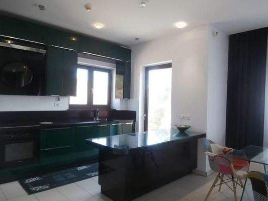 Kreta, Akrotiri: Villa in einzigartiger Lage mit Blick auf die Bucht zu verkaufen