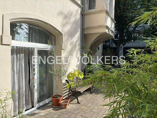 Zugang von Küche und Schlafzimmer aus