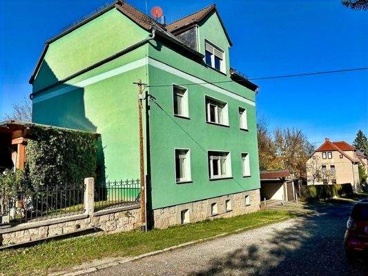 Großes Haus wartet auf neue Bewohner