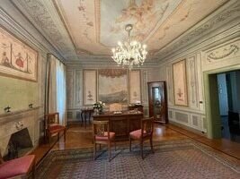 Palazzo im Zentrum von Udine in Piazza 1 Maggio