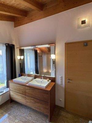 Elternbad Waschtisch