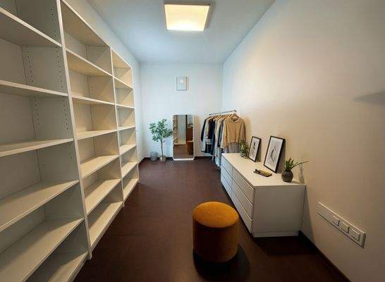 Ankleidezimmer (Möbilierungsvorschlag)