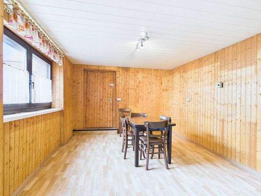 Zentrales Ein-/Zweifamilienhaus in Saarwellingen