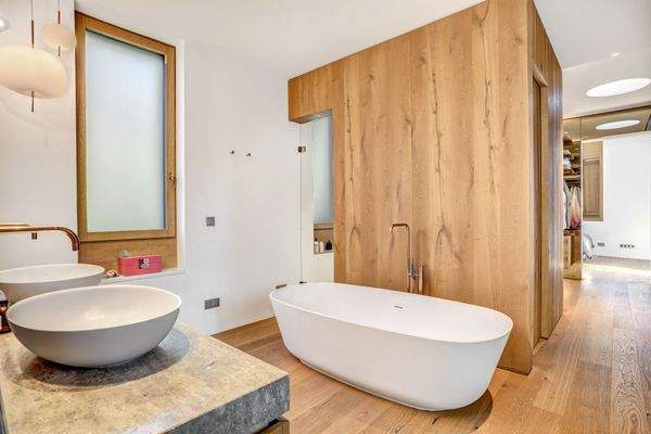 Vola Armaturen in Kupfer. Im gesamten Haus.