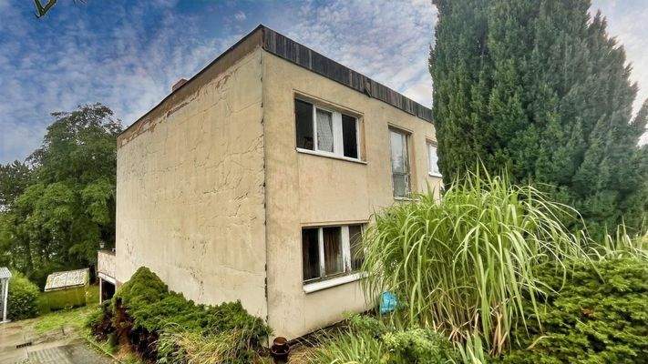 Außenansicht - Straßenseite