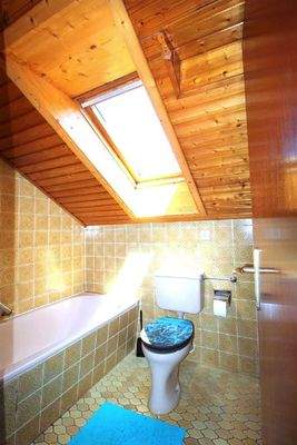 DG: Tageslicht-Duschbad