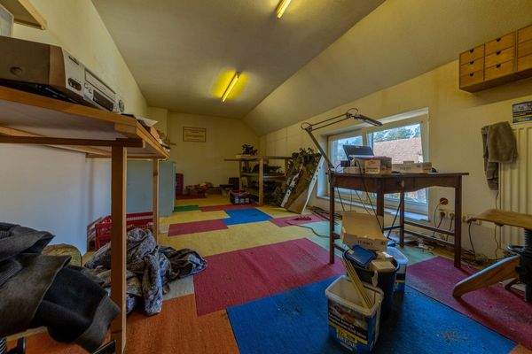 OG Hobbyraum (Kinderzimmer)