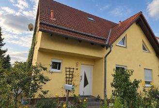 Außenansicht Hauseingang