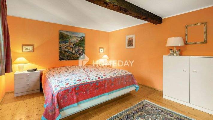 1. OG Schlafzimmer 2