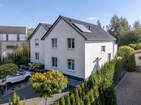 Haus am Wald – Zwei Häuser mit vier Ferienwohnungen DAHLER Rostock