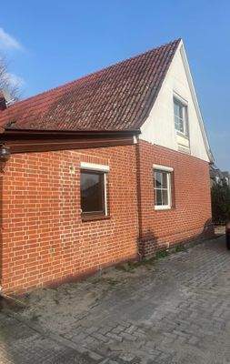 =?UTF-8?Q?2024.03.12_Bild_au=C3=9Fen_Giebel.jpg?=