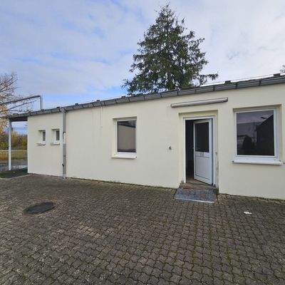 ehem. Pförtnerhaus (KI-generiert)