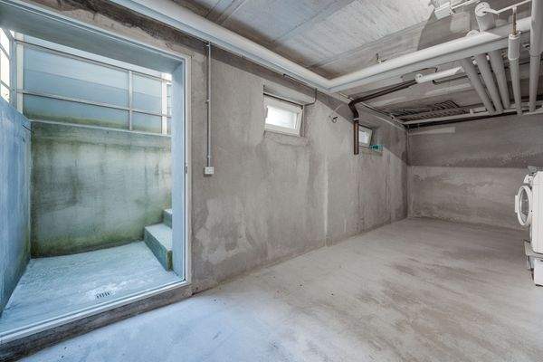  (mit KI optimiertes Foto)