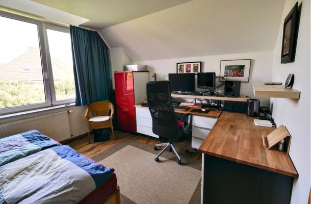 Schlafzimmer und Homeoffice