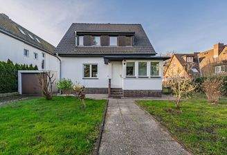 Frontansicht des Hauses