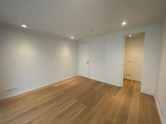 Schlafzimmer mit Ankleide