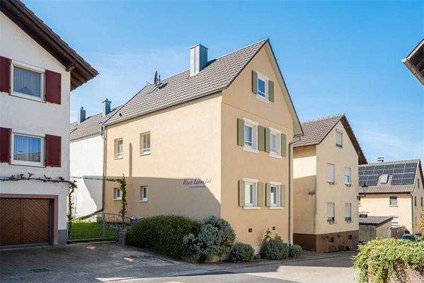 ANSICHT VON DER STRAßE!