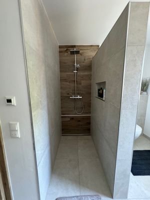 Dusche.jpg