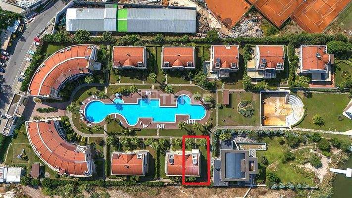 4-Bedroom Villa Near Golf Courses in Antalya Kadriye